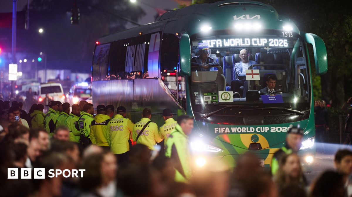 乐玩体育入口 - 2026世界杯前瞻：英格兰队墨西哥城遭遇球迷嘘声背后的竞技与政治博弈 - 乐玩体育