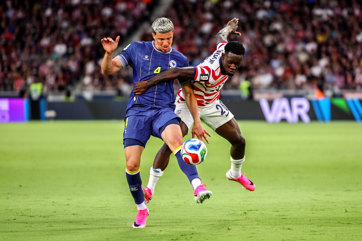 乐玩体育入口 - 世界杯 VAR 判罚的双重标准：当 Balogun 被红牌吓醒，我们该反思什么 - 乐玩体育